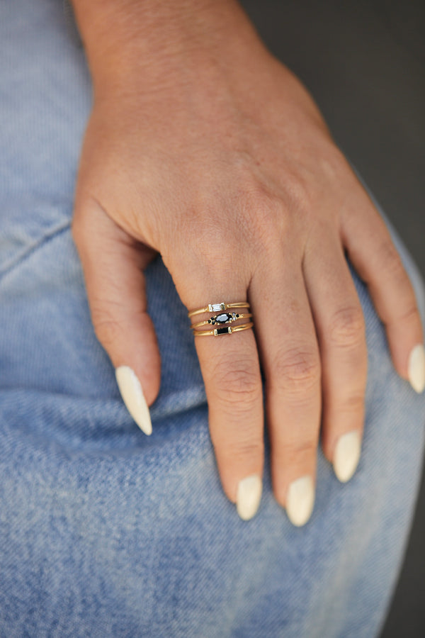 14K gold ring baguette black diamond
