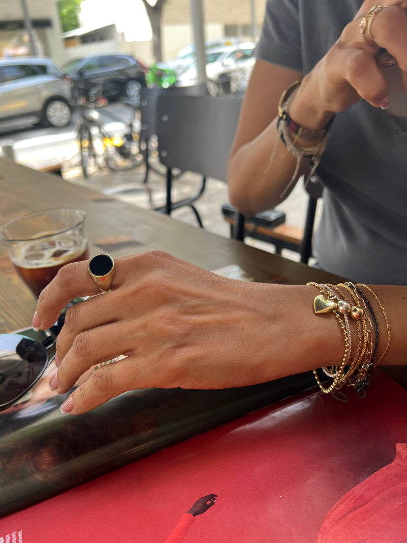 14K gold ring with big Round stone onyx