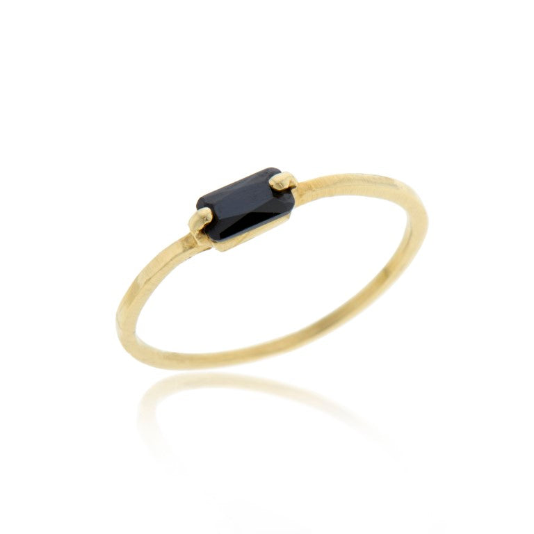 14K gold baguere stone ring