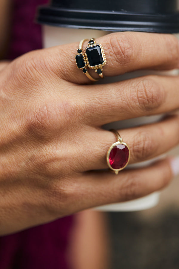 14K gold vintage ring with 3 stones