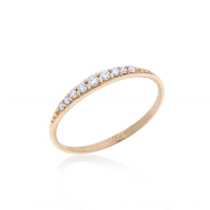 14K gold ring with 9 white diamonds