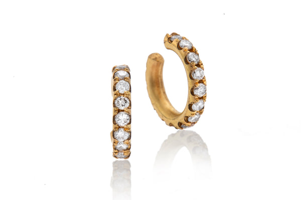 14k gold embracing earring with white diamonds