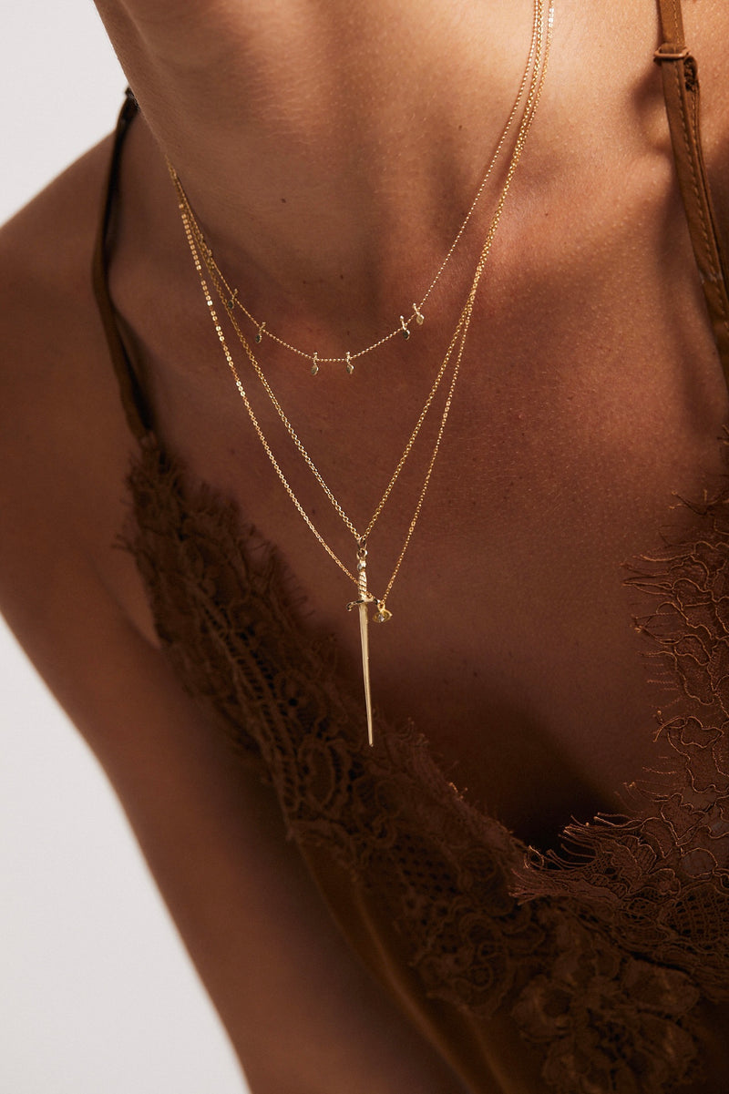 14K Short necklace with gold elements